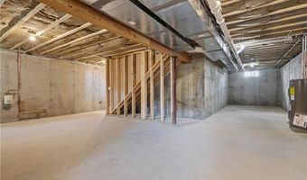 52 Governor St, Cumberland, RI 02864