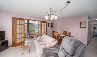 596 E 1732 Rd, Baldwin City, KS 66006