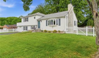 35 Superior View Blvd, North Providence, RI 02911