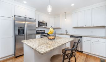 51 Gillette Way 51, Bristol, CT 06010