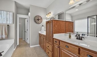 124 Prairie Ridge Ct, Bartlesville, OK 74006