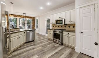330 Summerlin Dr, Alpharetta, GA 30005