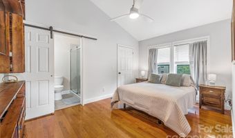 274 Poverty Branch Rd 2, Barnardsville, NC 28709