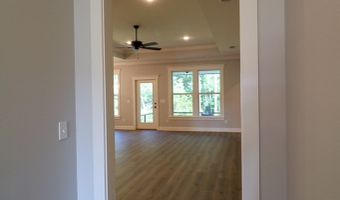 185 Meredith Dr, Bainbridge, GA 39819