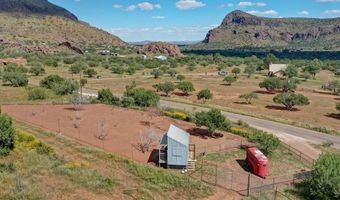 59 Wagon Rd, Alpine, TX 79830