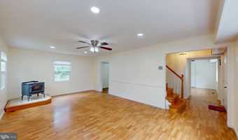 4025 CHELMONT Ln, Bowie, MD 20715