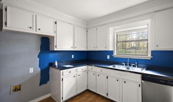 820 Memorial Dr, Braxton, MS 39044