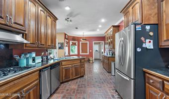 671 SE Fox Rd, Bogue Chitto, MS 39629