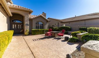 5733 S AMBERWOOD Dr, Chandler, AZ 85248