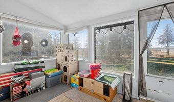 415 Sunset Dr, Arco, ID 83213