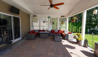 449 Montgomery St, Bayville, NJ 08721