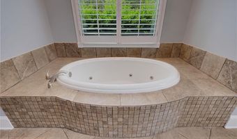 15 Greyrock, Adairsville, GA 30103
