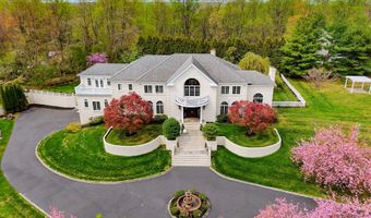 6 Hayes Ct, Atlantic Highlands, NJ 07716