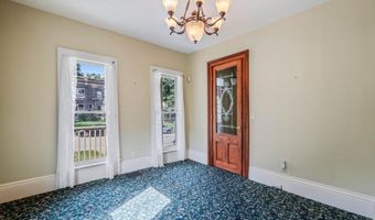 1614 Center St, Des Moines, IA 50314
