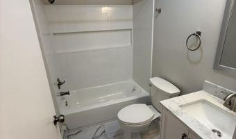 56 Memorial Dr, Barnegat, NJ 08005