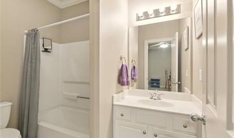 5191 ARLINGTON Ct, Baton Rouge, LA 70820