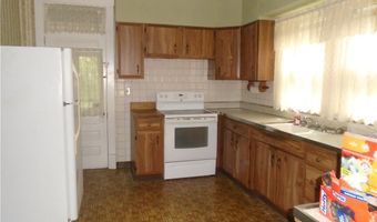 207 Locust St, Ambridge, PA 15003
