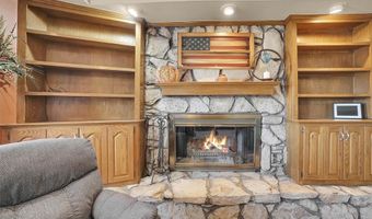 605 Comanche Trl, Altus, OK 73521