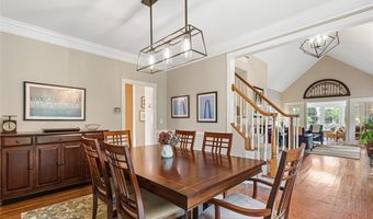 2 Seal Island Rd, Bristol, RI 02809