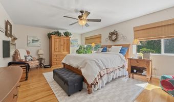 1099 PARKVIEW Dr, Brookings, OR 97415