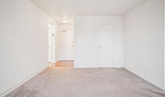 6631 WAKEFIELD Dr 319, Alexandria, VA 22307
