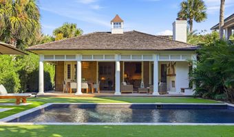 698 BEACH Ave, Atlantic Beach, FL 32233