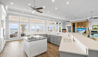 134 Bay Harbor Dr, Aransas Pass, TX 78336