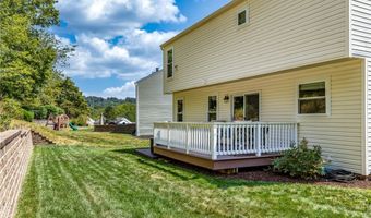 637 White Pine Dr, Adams Twp., PA 16046