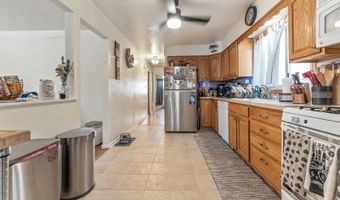 147 W 52nd St, Bayonne, NJ 07002