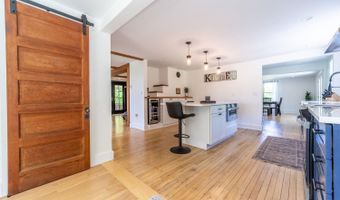 620 Poole Hill Rd, Bridgewater, NH 03222