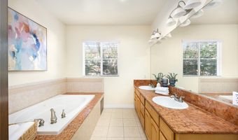 800 W Huntington Dr D, Arcadia, CA 91007