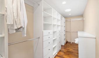 2377 Silver Ridge Ave, Los Angeles, CA 90039