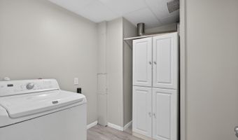 3320 Treat St, Adrian, MI 49221