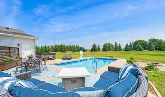 18607 Tonkel Rd, Auburn, IN 46706