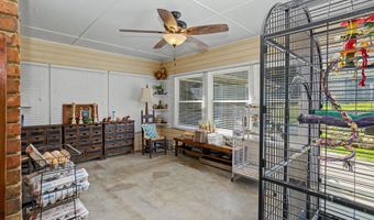 121 Peacock Rd, Barnesville, GA 30204