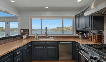 615 S SHORE Dr, Amarillo, TX 79118