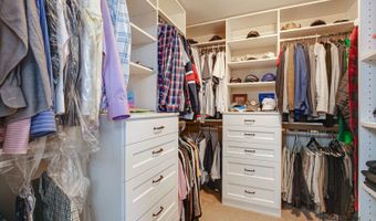 705 N Kaspar Ave, Arlington Heights, IL 60004