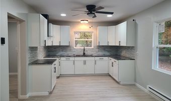 3116 Ridgehill Ave, Alliance, OH 44601