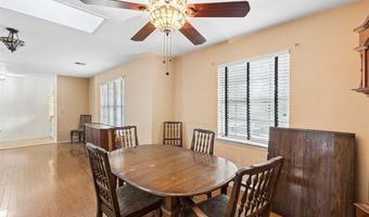 7725 NW 20th St, Bethany, OK 73008