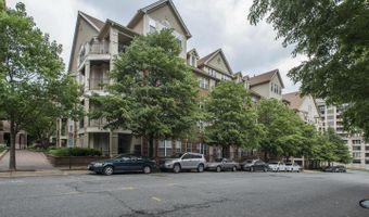 1320 N WAYNE St N 307, Arlington, VA 22201