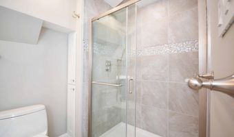 2501 EASTERN POINT Ct, Annapolis, MD 21401