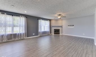 2942 Coles Creek Ln, Indianapolis, IN 46217