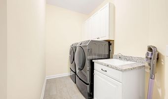 41972 PADDOCK GATE Pl, Ashburn, VA 20148