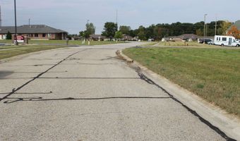 Smith Dr, Auburn, IN 46706