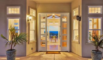 365 E KUIAHA Rd, Haiku, HI 96708