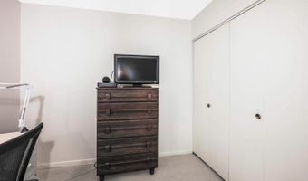 38 GREAT PINES Ct, Rockville, MD 20850