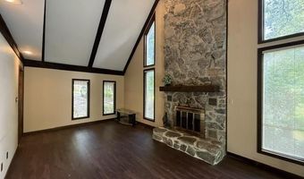 2411 Goff Dr, Batesville, AR 72501