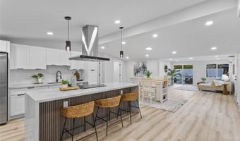 889 Akumu St, Kailua, HI 96734