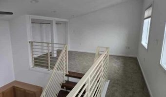 443 S 43RD St, Springfield, OR 97478
