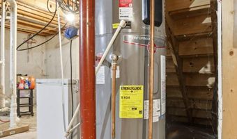 16715 Pontiac Pl, Ashville, OH 43103